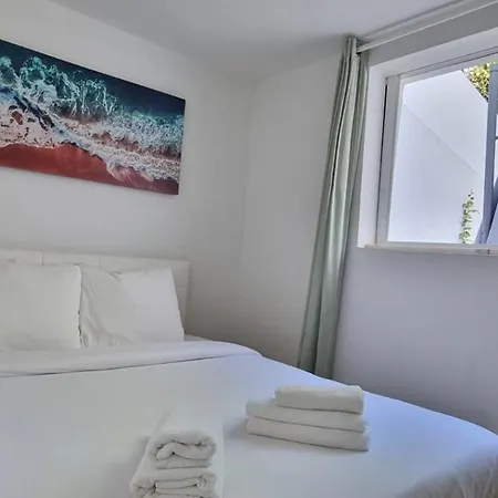 Oeiras Beach Guest House Oeiras