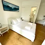Oeiras Beach Guest House Homestay