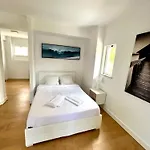 Oeiras Beach Guest House