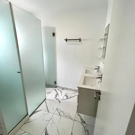 Quarto em Acomodações Particulares Oeiras Beach Guest House