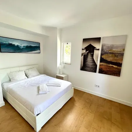 Oeiras Beach Guest House Оэйраш