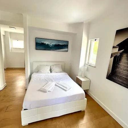 Oeiras Beach Guest House