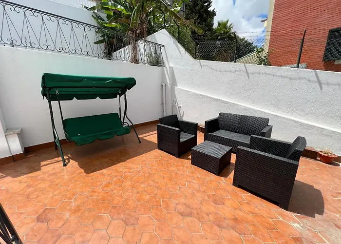 Oeiras Beach Guest House