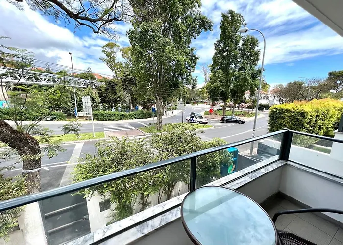 ホームステイ Oeiras Beach Guest House オエイラス