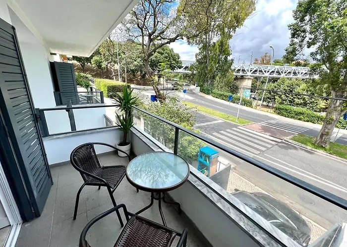 ホームステイ Oeiras Beach Guest House オエイラス