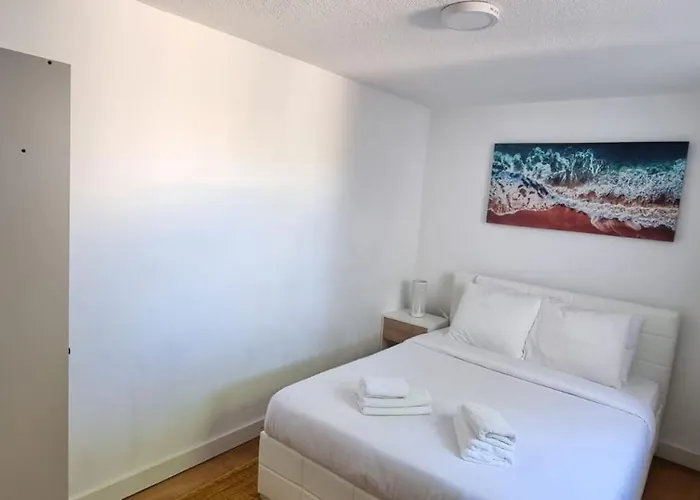 Oeiras Beach Guest House *