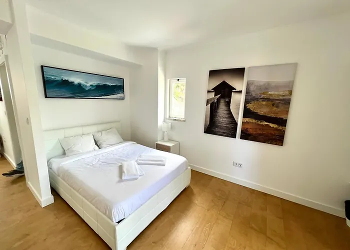 Oeiras Beach Guest House オエイラス