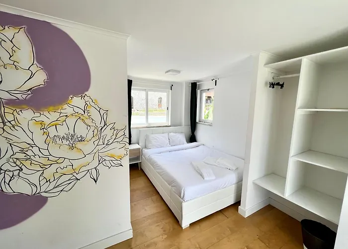 ホームステイ Oeiras Beach Guest House *