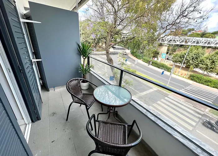 ホームステイ Oeiras Beach Guest House *